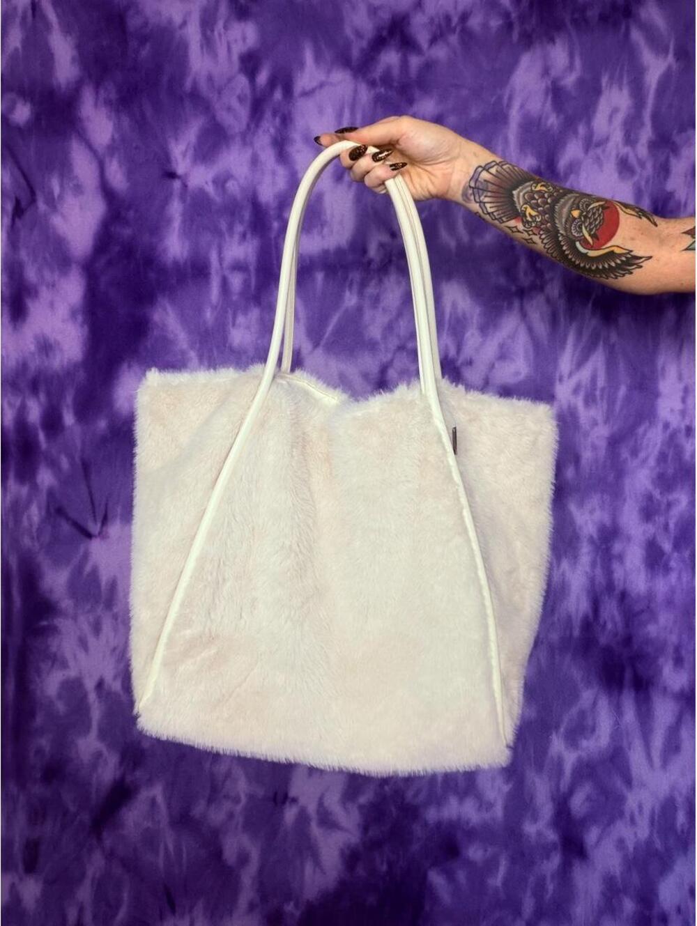 Victoria’s secret Cream faux fur tote bag NWT